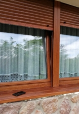 Pvc dvokrilni prozor-boja drveta